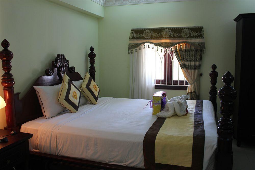 Ocean Front Hotel Phan Thiết Extérieur photo