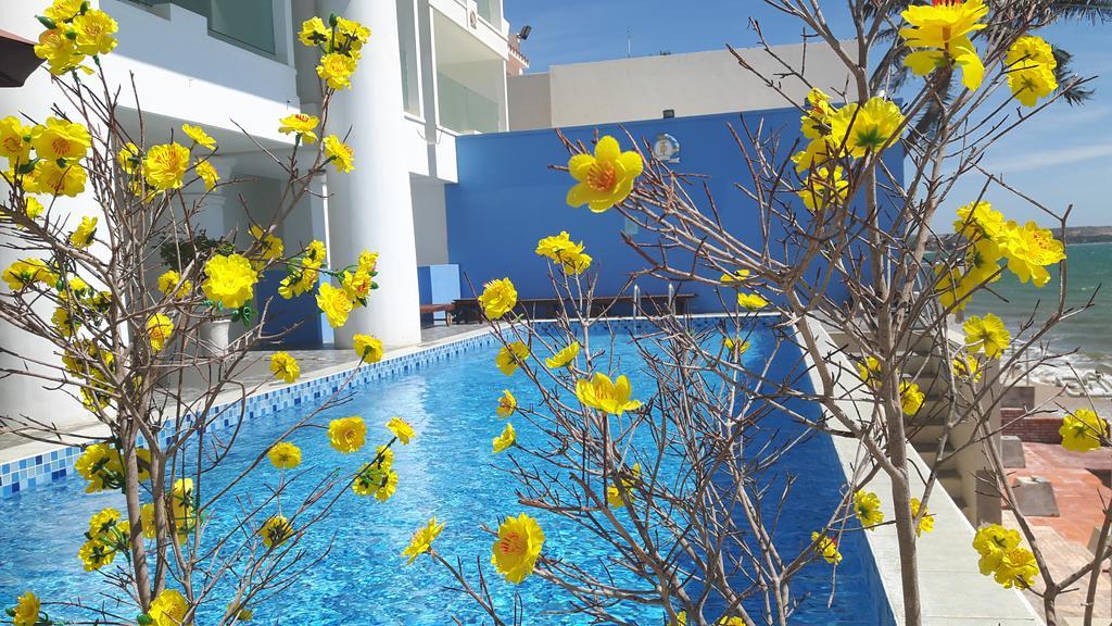 Ocean Front Hotel Phan Thiết Extérieur photo