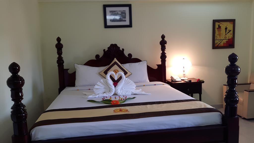 Ocean Front Hotel Phan Thiết Extérieur photo