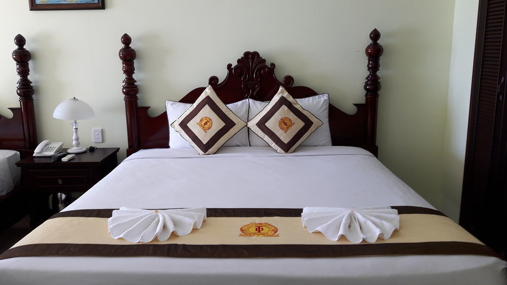 Ocean Front Hotel Phan Thiết Extérieur photo