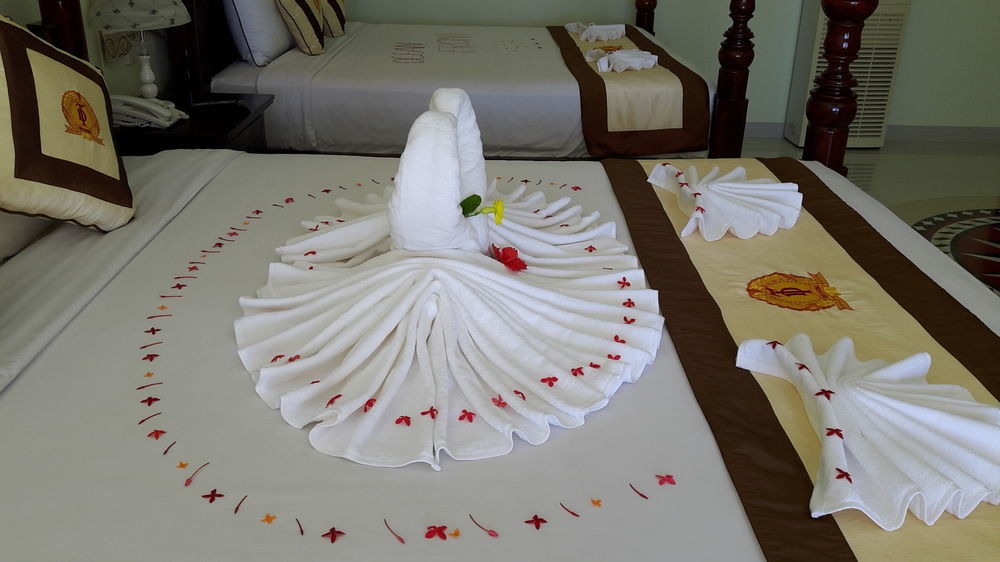 Ocean Front Hotel Phan Thiết Extérieur photo