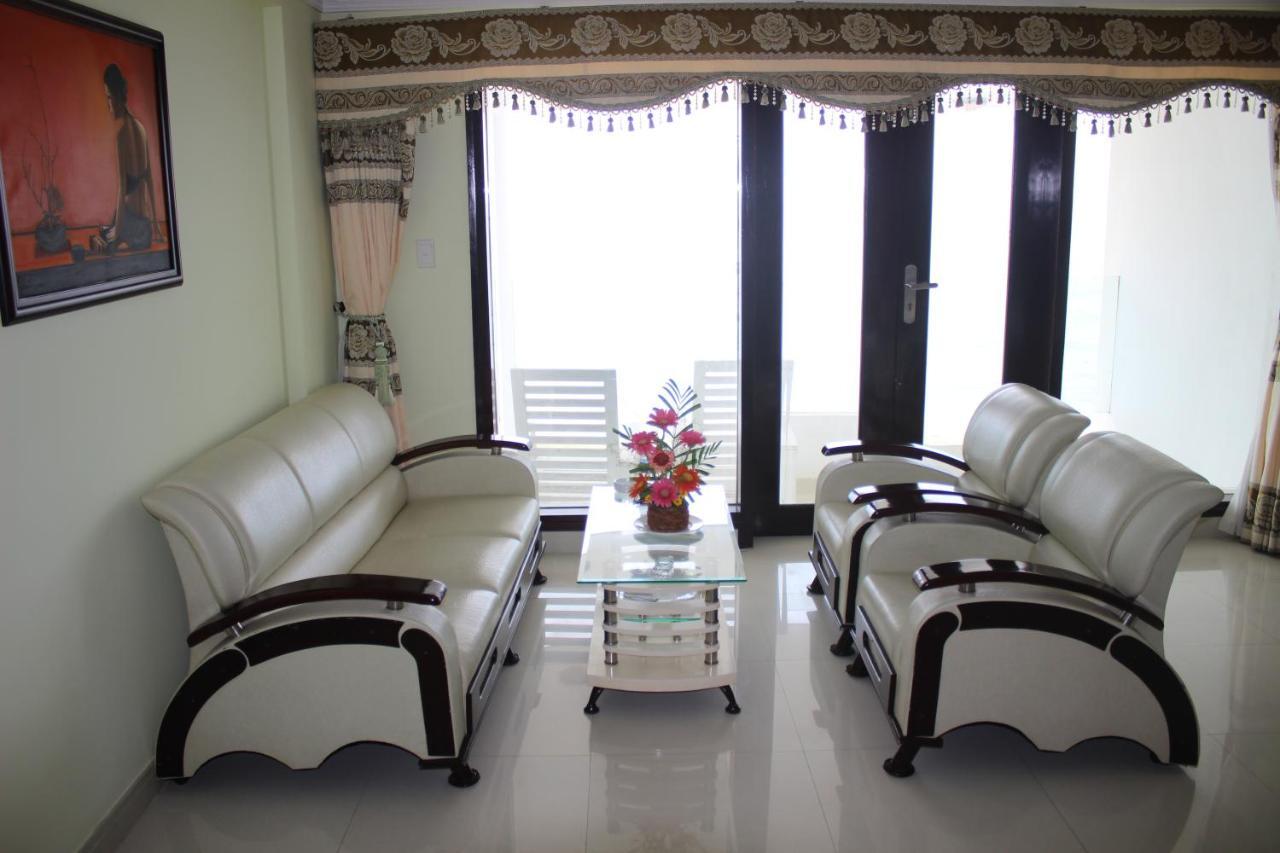 Ocean Front Hotel Phan Thiết Extérieur photo